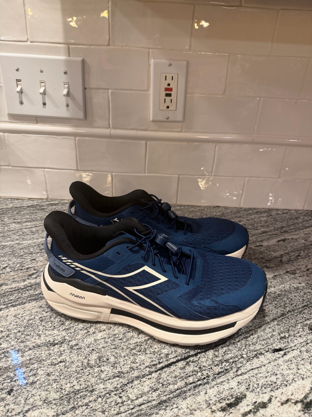 Mens Diadora Cellula Size 10.5